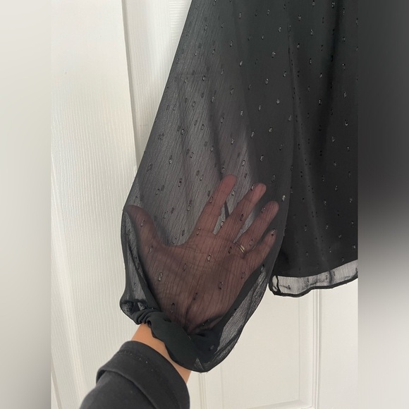 Metallic Dot Gathered Crew Neck Top extra small - Picture 9 of 17